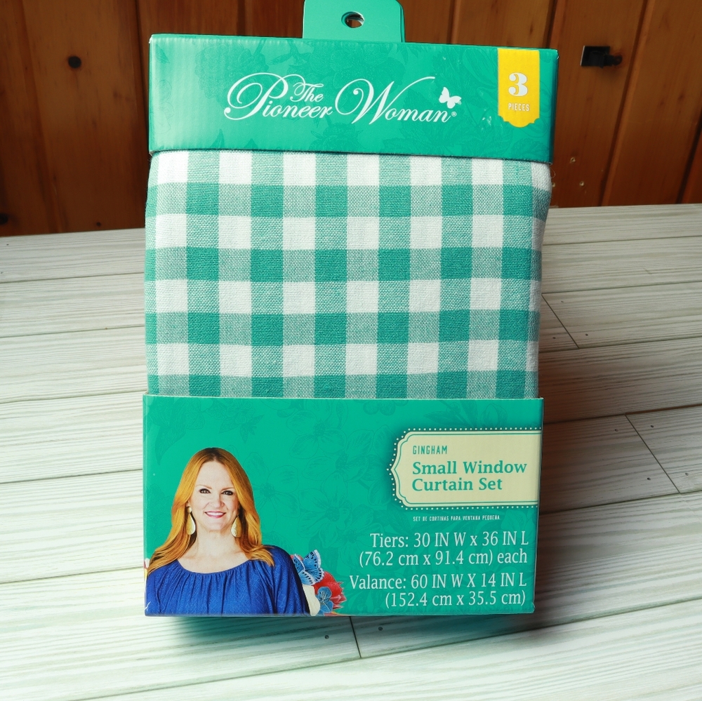 'Pioneer Woman' Three Piece Curtain Set: Teal Gingham
